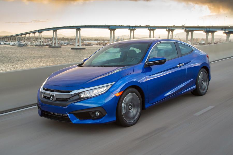  Honda Civic Coupe (FC3) 2016 года  (NA) (фото 3 из 40)